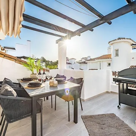 Apartamento Naranjos New Scandinavian Style Duplex Penthouse Within Walking Distance To Puerto Banus *