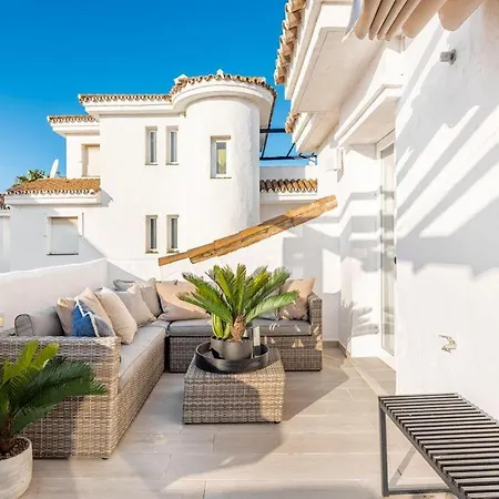 Apartamento Naranjos New Scandinavian Style Duplex Penthouse Within Walking Distance To Puerto Banus *