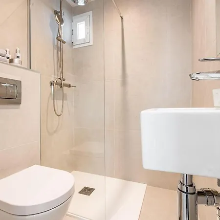 Naranjos New Scandinavian Style Duplex Penthouse Within Walking Distance To Puerto Banus Apartamento *